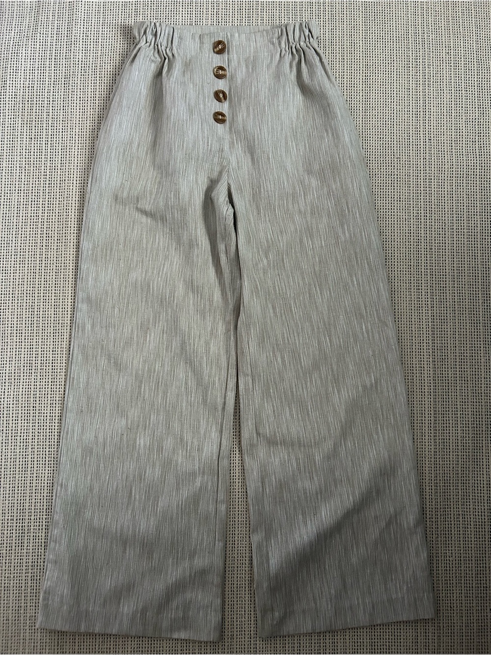 High-Waist Wide Leg Pants in Light Gray with Button Detail